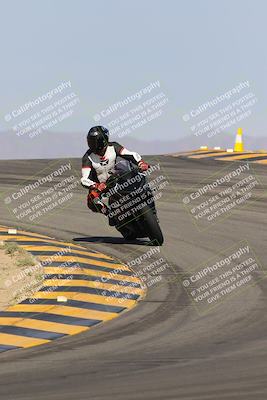media/Sep-30-2023-SoCal Trackdays (Sat) [[636657bffb]]/Turns 9 and 10 (1010am)/